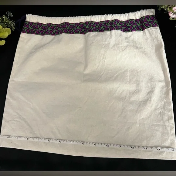 Tory Burch Dustbag - Picture 3 of 3